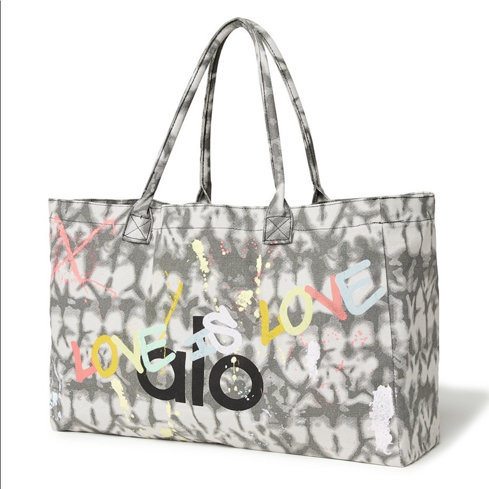 Limited-edition PRIDE tote